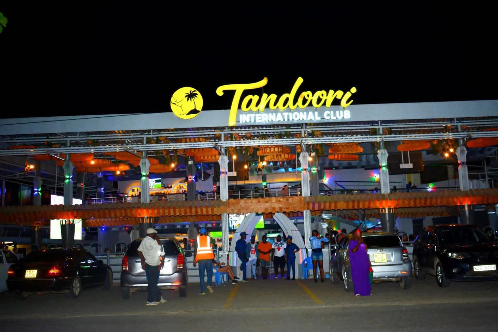 Tandoori Baharini International Club location and DianiLinks promotional information